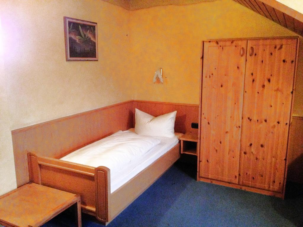 Готель Beim Haxenwirt Імменштадт-ім-Алльгой Номер фото